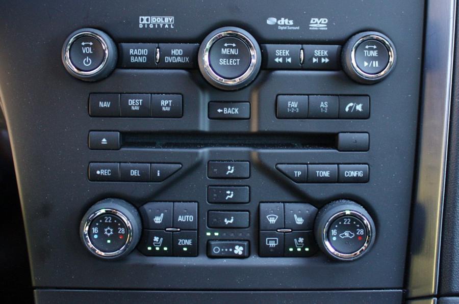  Saab 9-5 Sedan 2010 года  (фото 19 из 199)